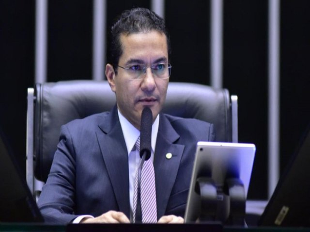 Marcos Pereira desiste de candidatura  sucesso da Cmara dos Deputados e decide apoiar Hugo Motta