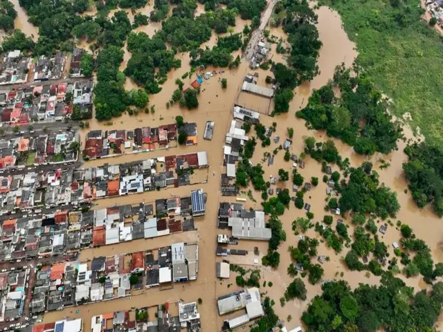 As enchentes no Acre resultaram na declarao de estado de emergncia em sade pblica pelo governo local
