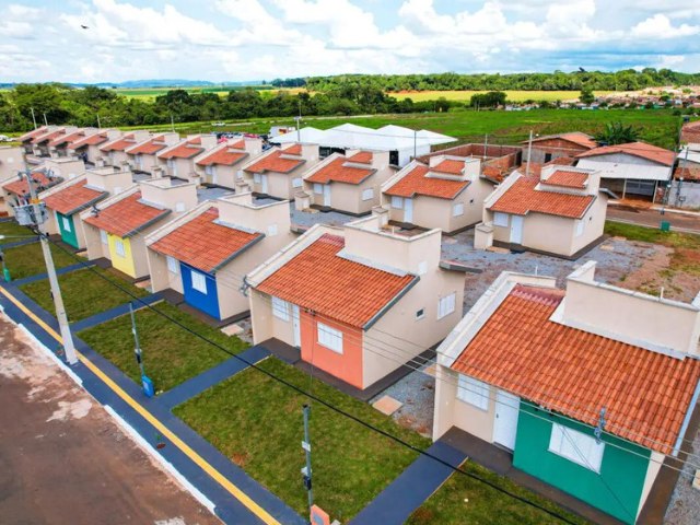 Em Gois, Agehab comea a construir moradias a custo zero em 43 municpios