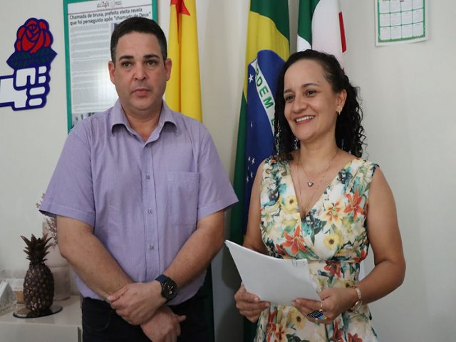 Prefeita Maria Lucinia firma parceria com Consrcio para melhorias ambientais e aterro sanitrio em Tarauac