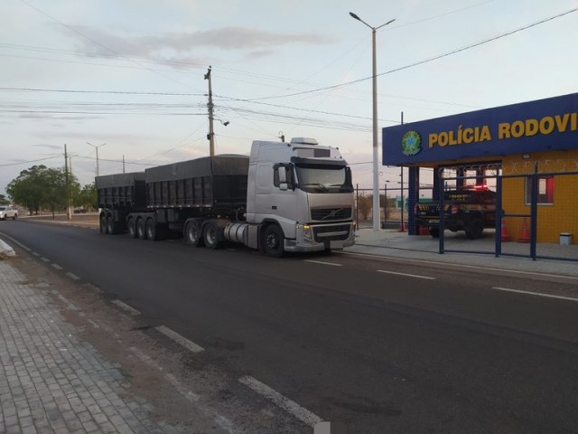 PRF registra 342 toneladas de excesso de peso em Ouricuri, Salgueiro e Belm do So Francisco 