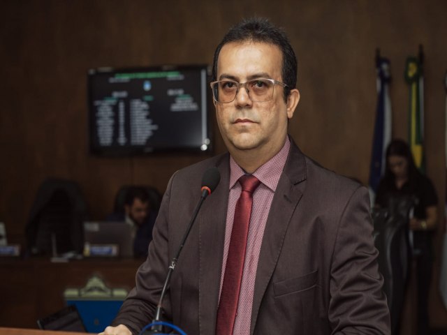 Vereador Professor Agaeudes denuncia descasos na sessão ordinária: Prefeito Marcones Sá é o verdadeiro culpado pela crise em Salgueiro