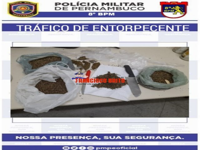 Policiais militares prendem dupla de traficantes com drogas no bairro do Planalto em Salgueiro