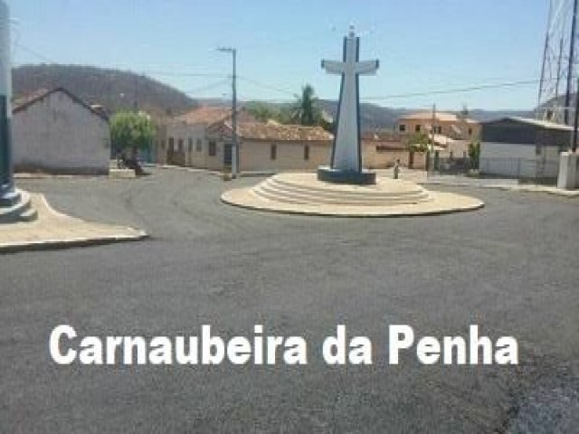 Crise hídrica desencadeada pela retirada de equipamentos durante a administração do prefeito Elísio Soares em Carnaubeira da Penha.