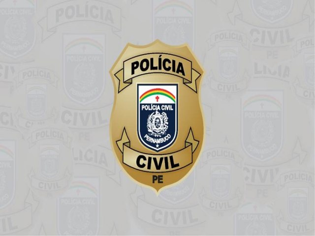 Policiais Civis prendem indivduo acusado de matar companheira com vrios golpes de faca em Petrolina