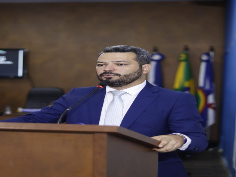 Vice-prefeito eleito Emmanuel expressa gratido e refora compromisso com Salgueiro ao lado da esposa Eduarda Sampaio eleita vereadora.