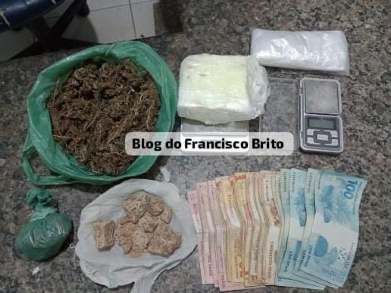 Ponto de venda de drogas  debelado e traficante  preso pela Polcia Militar da 9 CIPM em Araripina