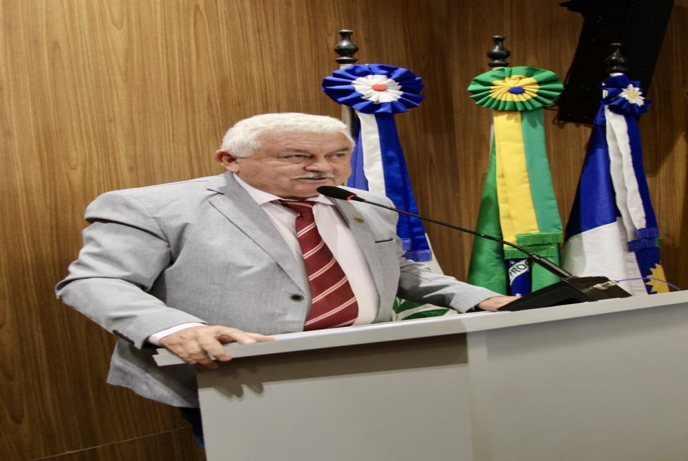 Vereador Auremar Carvalho reconhece avan�os da gest�o, mas cobra solu��o da Compesa e melhorias em infraestrutura em Salgueiro.