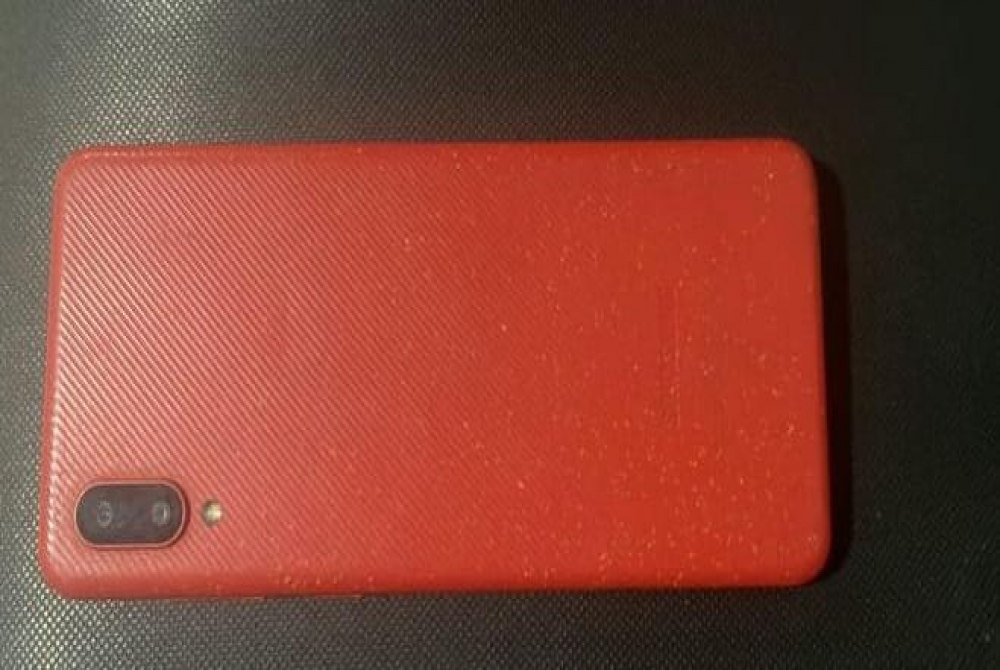 Polícia Militar recupera celular roubado e conduz suspeito à delegacia em Trindade Polícia Militar recupera celular roubado e conduz suspeito à delegacia em Trindade