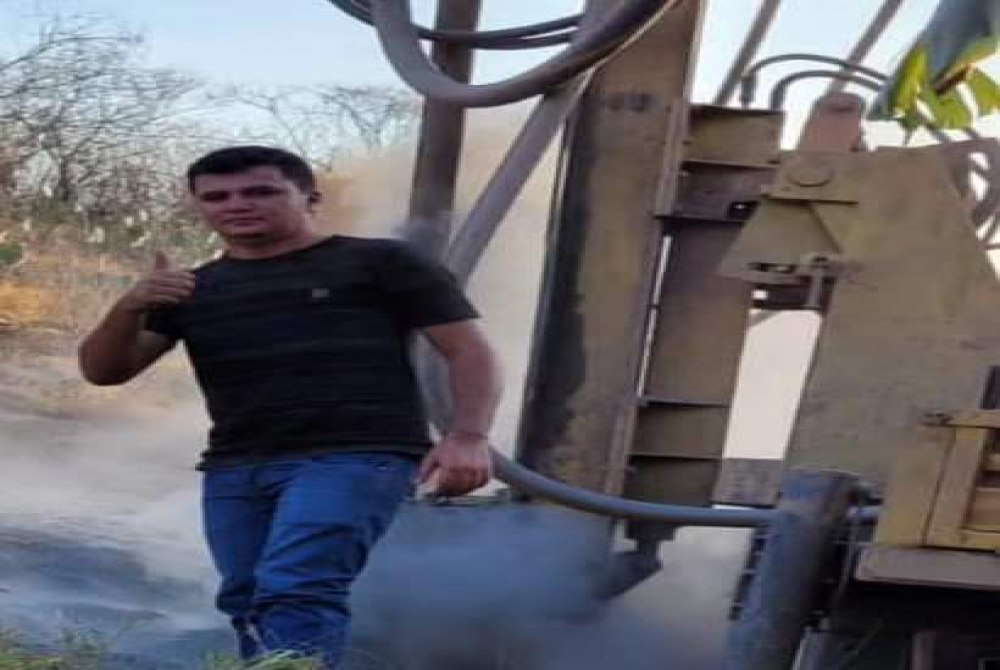Pitel Filho se torna a maior voz do homem do campo no 4º Distrito de Salgueiro Pitel Filho se torna a maior voz do homem do campo no 4º Distrito de Salgueiro