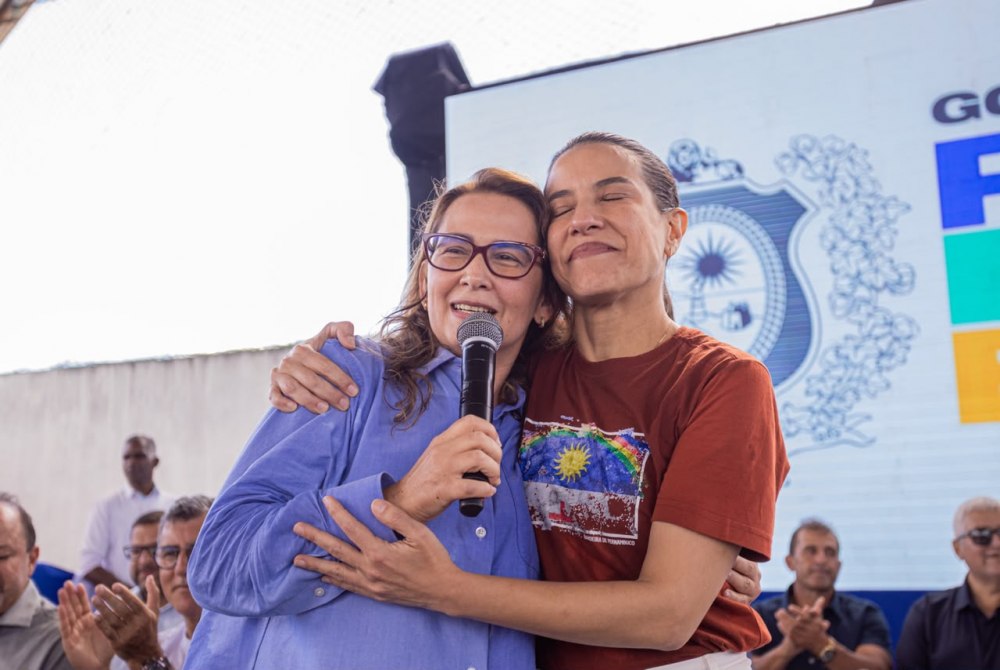 Emo��o: Debora Almeida participa de an�ncio hist�rico com a governadora em S�o Bento do Una