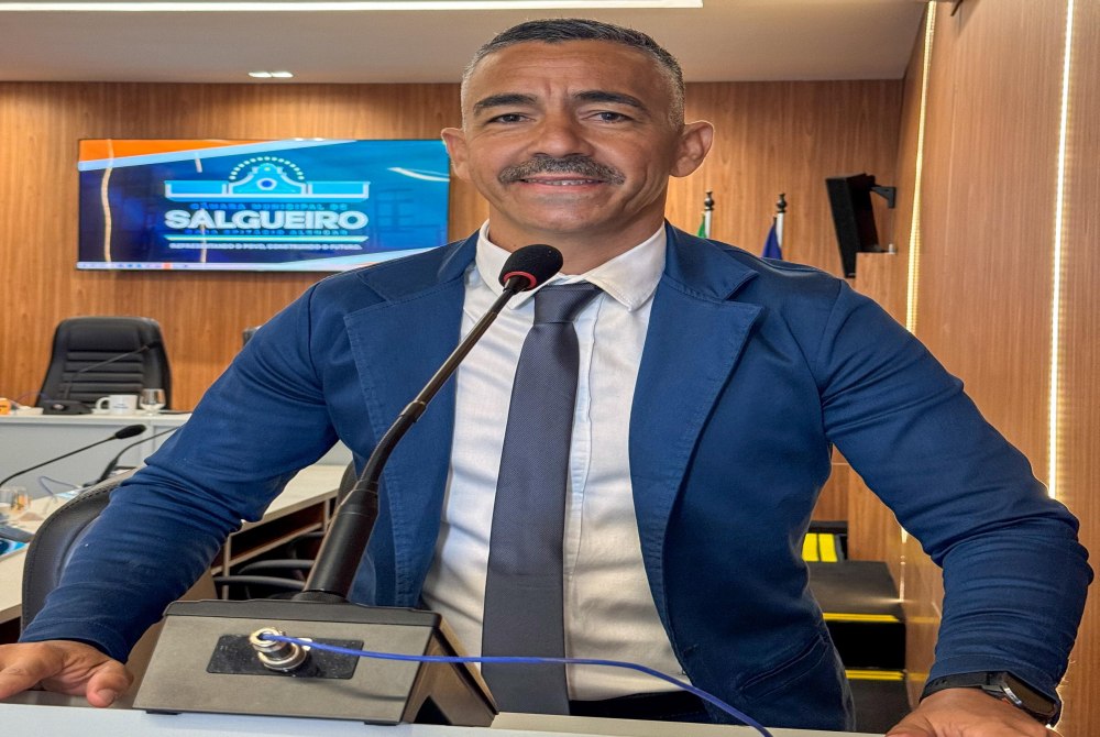 Vereador Mael do Divino destaca ações da gestão municipal, programa Escuta Salgueiro e investimentos em habitação. Vereador Mael do Divino destaca ações da gestão municipal, programa Escuta Salgueiro e investimentos em habitação.