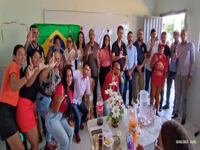 O DIRETORIO MUNICIPAL DO PARTIDO DOS TRABALHADORES DE BETNIA DO PIAUI CELEBRA OS 43 ANOS DO PT COM PRESENA DE FILIADOS SIMPATIZANTES  LIDERANAS POLITICAS DO MUNICIPIO E DO ESTADO.