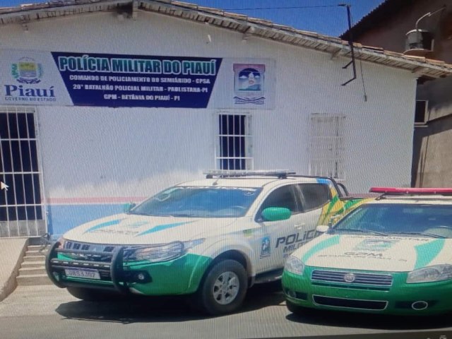 GPM DE Betnia uma A guarnio de servio foi informada que havia um condutor estava empinando uma motocicleta 