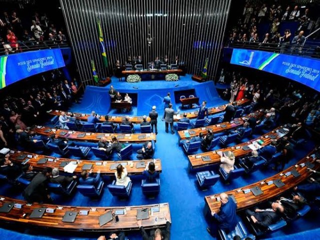 Senado: comisso aprova PL que torna corrupo crime imprescritvel