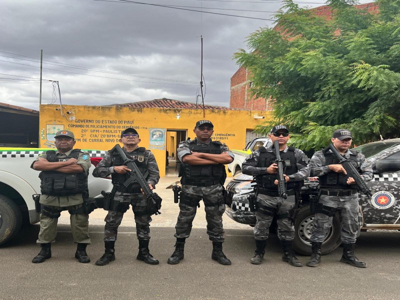 POLCIA MILITAR DO PIAU DEPARTAMENTO GERAL DE OPERAES COMANDO DE  POLICIAMENTO DO  SEMIRIDO  1 CIA/20 BPM FORA TTICA