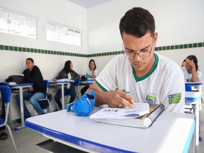 Rede Pblica Estadual alcana 100% de estudantes concluintes do Ensino Mdio inscritos no Enem 2024