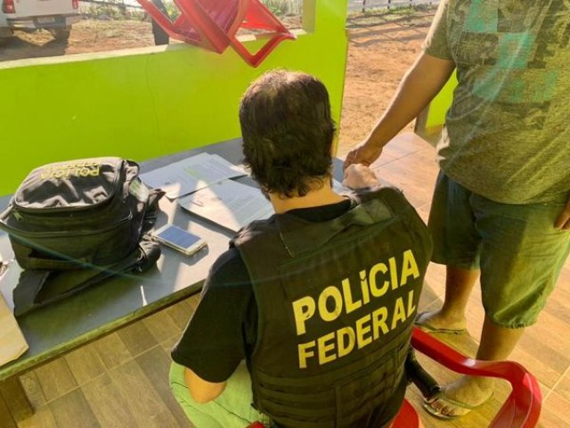 PF desarticula associação especializada na promoção de migração ilegal de brasileiros para os EUA.