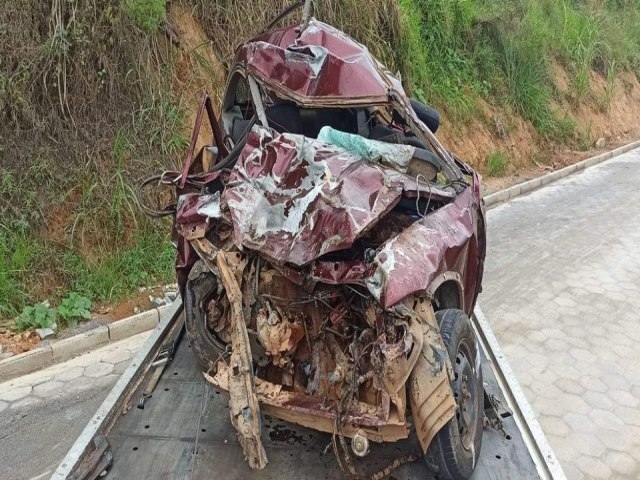 Reduto x Martins Soares - Mulher é socorrida com ferimentos graves em acidente na 262