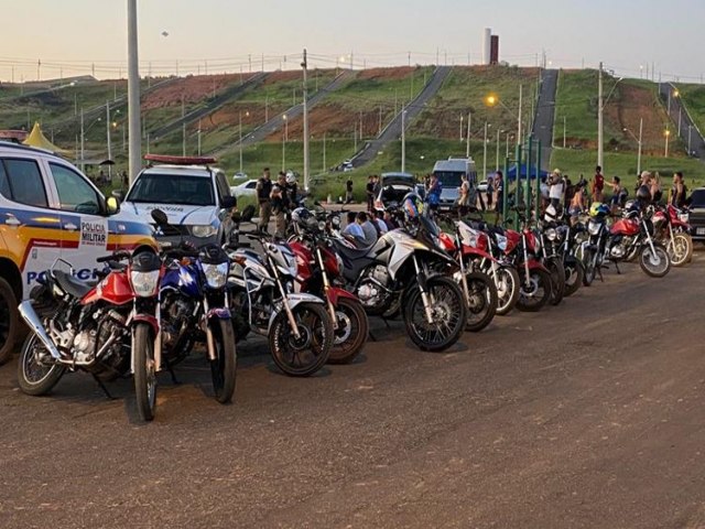 Muriaé - Polícia Militar deflagra operação com apoio da PRF e apreende mais de 30 motocicletas