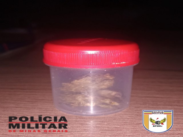 Divino - Polícia Militar Rodoviária no combate ao tráfico de drogas