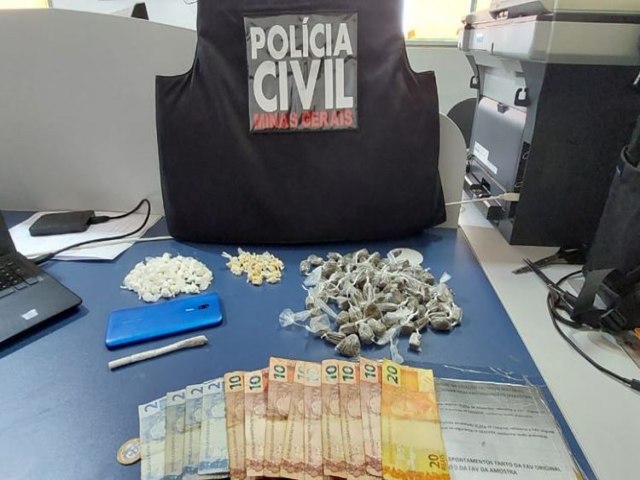 Muria - Polcia Civil prende trs homens no bairro Santa Terezinha e grande quantidade de drogas