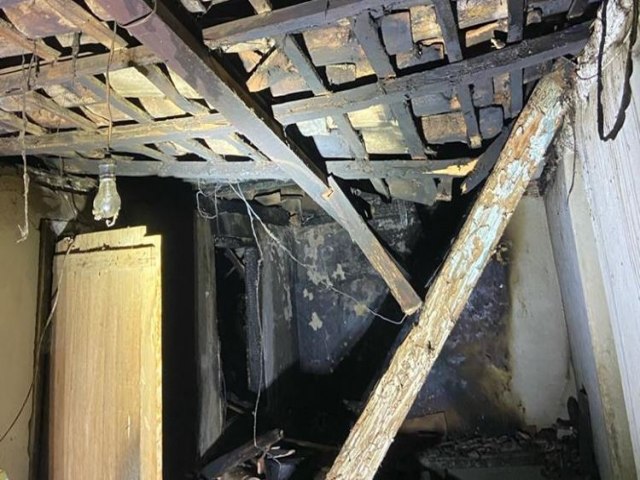 Macuco - Idoso  resgatado com vida durante incndio em residncia no distrito que pertence a Muria