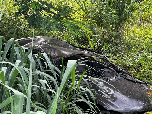 Inhapim - Motorista de automvel morre em grave acidente na BR-116
