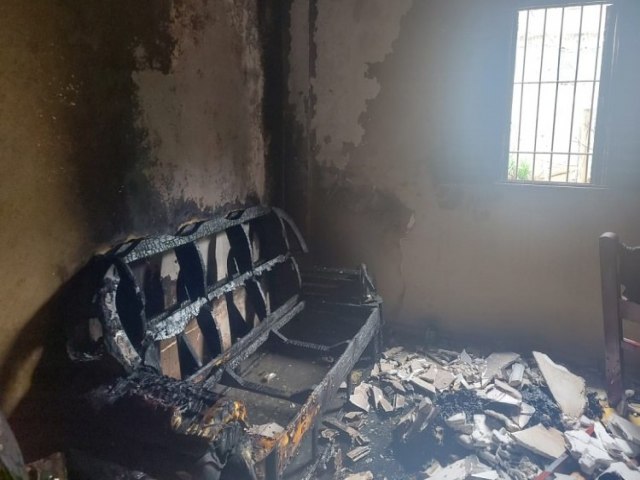 Cataguases: residncia pega fogo e morador no resiste aos ferimentos e morre no Hospital