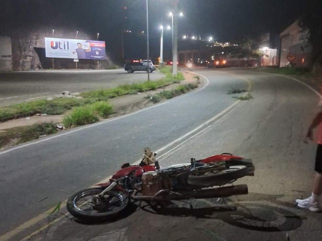 Manhumirim - MG-111: Jovem morre em acidente com moto