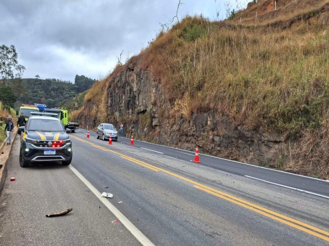 Manhuau-MG: Jovem morre em acidente entre moto e carro na BR-116, na regio de Soledade