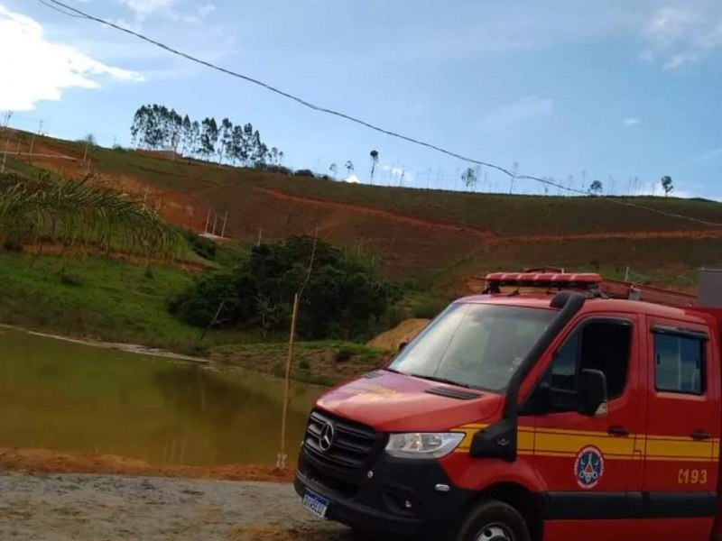 Manhuau-MG: Jovem de 20 anos morre afogado em lagoa