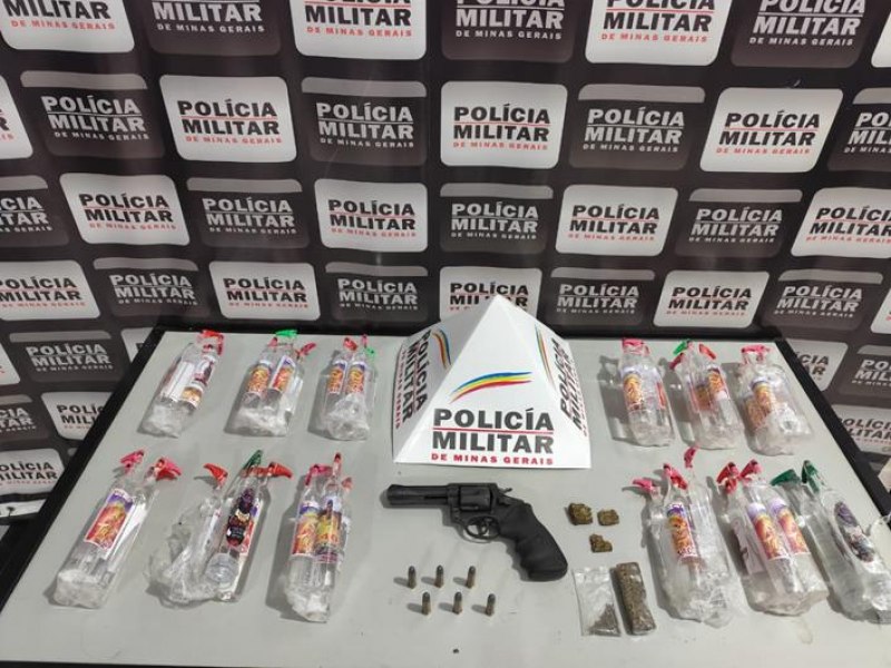 Muria-MG: PM fez grande operao de combate ao trfico de droga na manh desta tera-feira