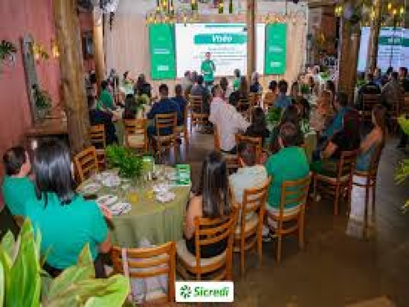 Sicredi realiza encontro com a imprensa em Minas Gerais