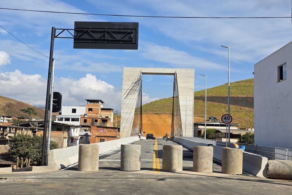 Ponte entre Bom Jardim e Vila Deolinda recebe nome do ex-prefeito Geraldo Per�golo