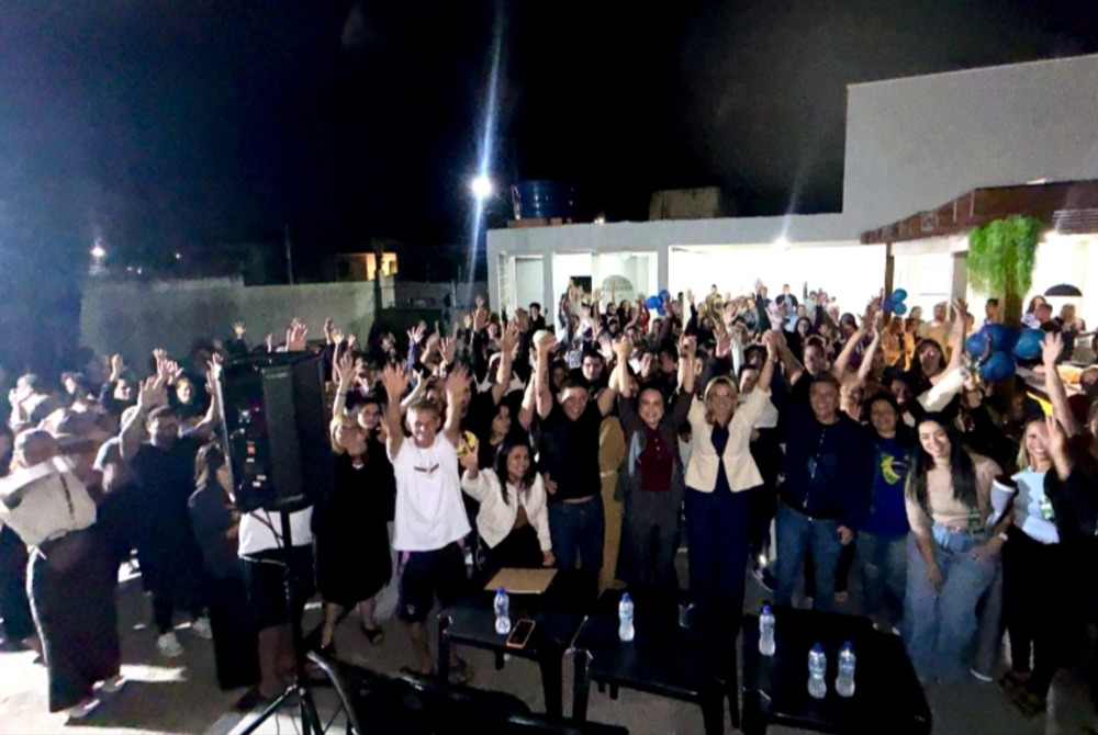 Imagem da Not&iacute;cia Dra. Gabriela consolida apoiadores em reuni�o comunit�ria no Parque Eldorado, em Cabo Frio