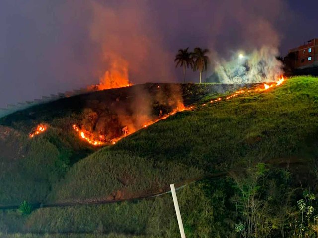 NOVOS FOCOS DE INC/NDIOS SURGEM EM JUIZ DE FORA 