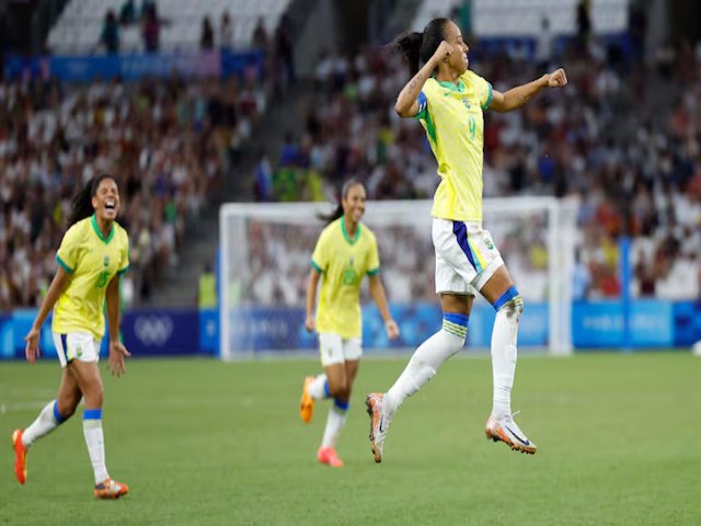 Brasil supera atual campe mundial e volta a uma final olmpica aps 16 anos