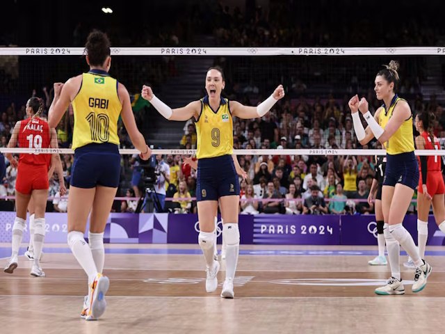 Brasil se supera, reage e ganha o bronze no vlei feminino em Paris-2024