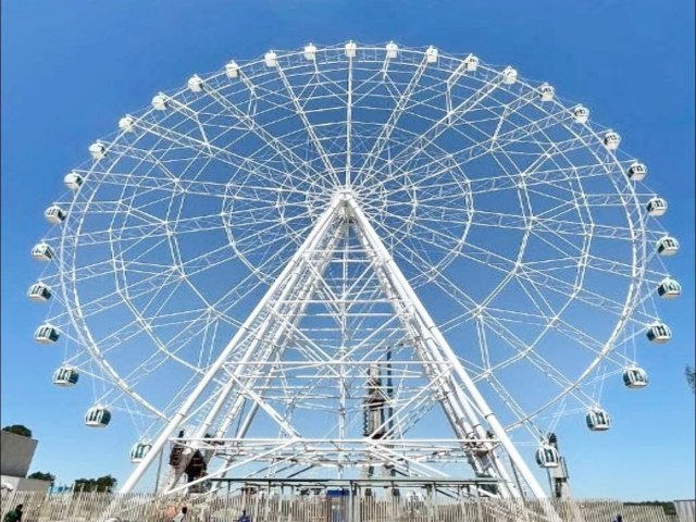 Foz do Iguau tem uma das maiores rodas-gigantes da Amrica Latina