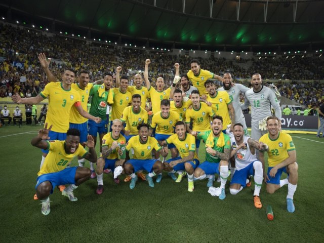 Maracanã recebe 70 mil torcedores em goleada da Seleção Brasileira