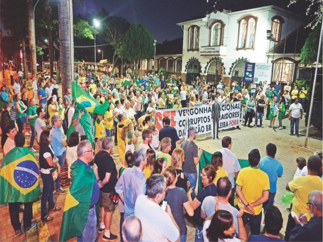 Bolsonaristas convocam ato para o 7 de setembro em Foz do Iguaçu