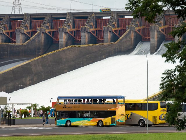 Turismo de Itaipu terá operação especial no feriado do Dia do Trabalhador