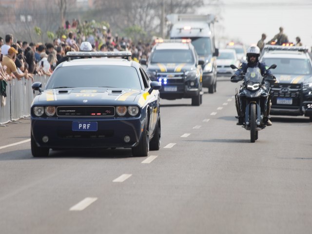 Foz celebra 202 anos de Independncia do Brasil com desfile na Av. Pedro Basso