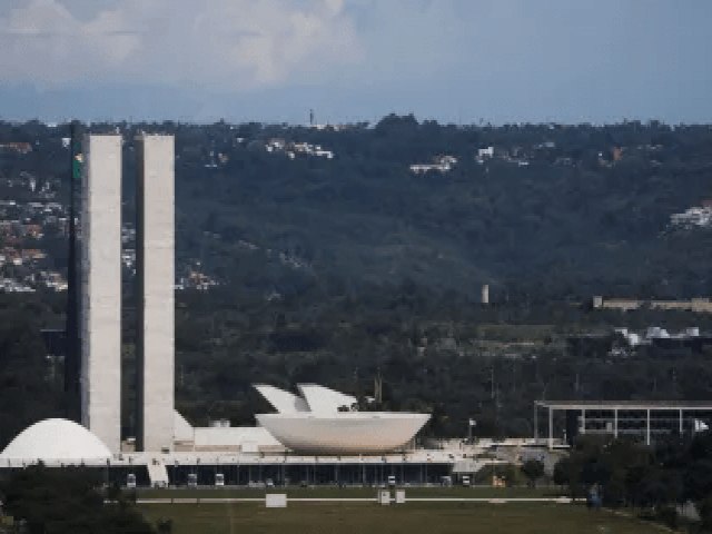 Reforma tributria: relatrio prev alquota federal e outra estadual e municipal, dizem parlamentares