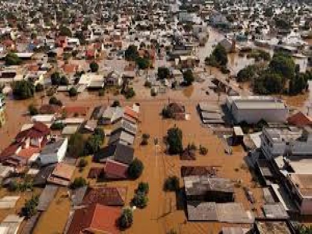 Militares do Exrcito fazem falso alarme de evacuao em Canoas e so afastados