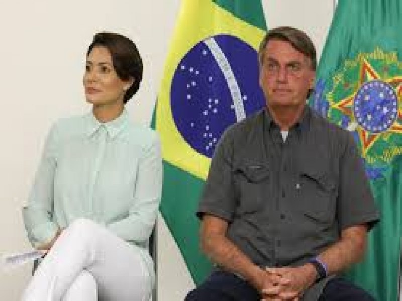 Mveis do Alvorada: governo Lula  condenado a pagar R$ 15 mil em indenizao a Bolsonaro e Michelle