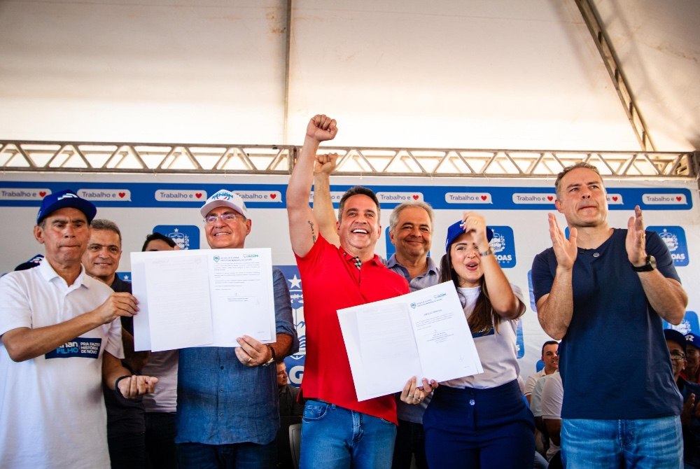 Governo de Alagoas anuncia pavimenta��o de rodovia entre Jacu�pe e Campestre durante agenda no interior