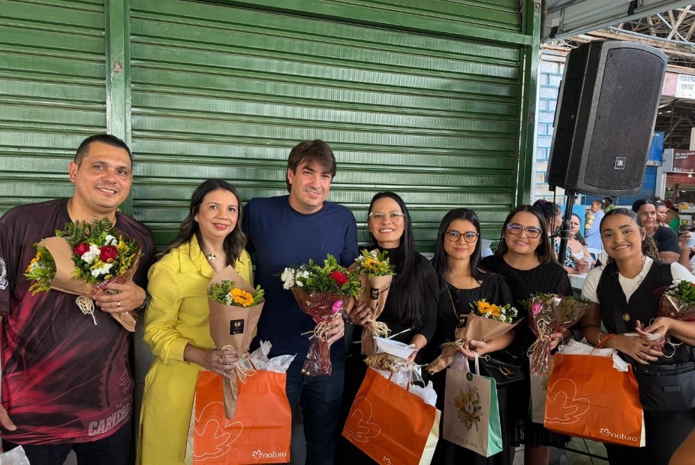 Maio: Vereador Milton Ronalsa participa de homenagem �s m�es trabalhadoras no Mercado da Produ��o