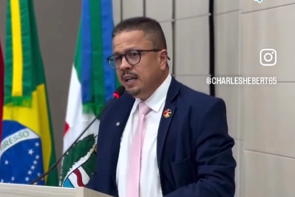 Lixo se acumula em Macei�, popula��o protesta nas redes e vereador Charles Hebert cobra explica��es da Prefeitura